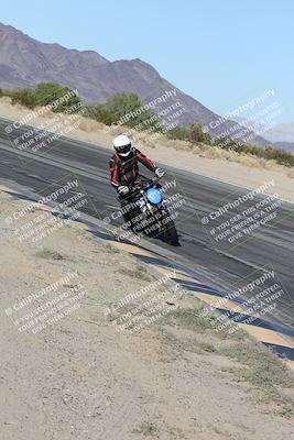 media/Dec-01-2025-Moto Forza (Mon) [[2daa91e15f]]/3-Beginner Group/Session 4 (Turn 10 Inside)/